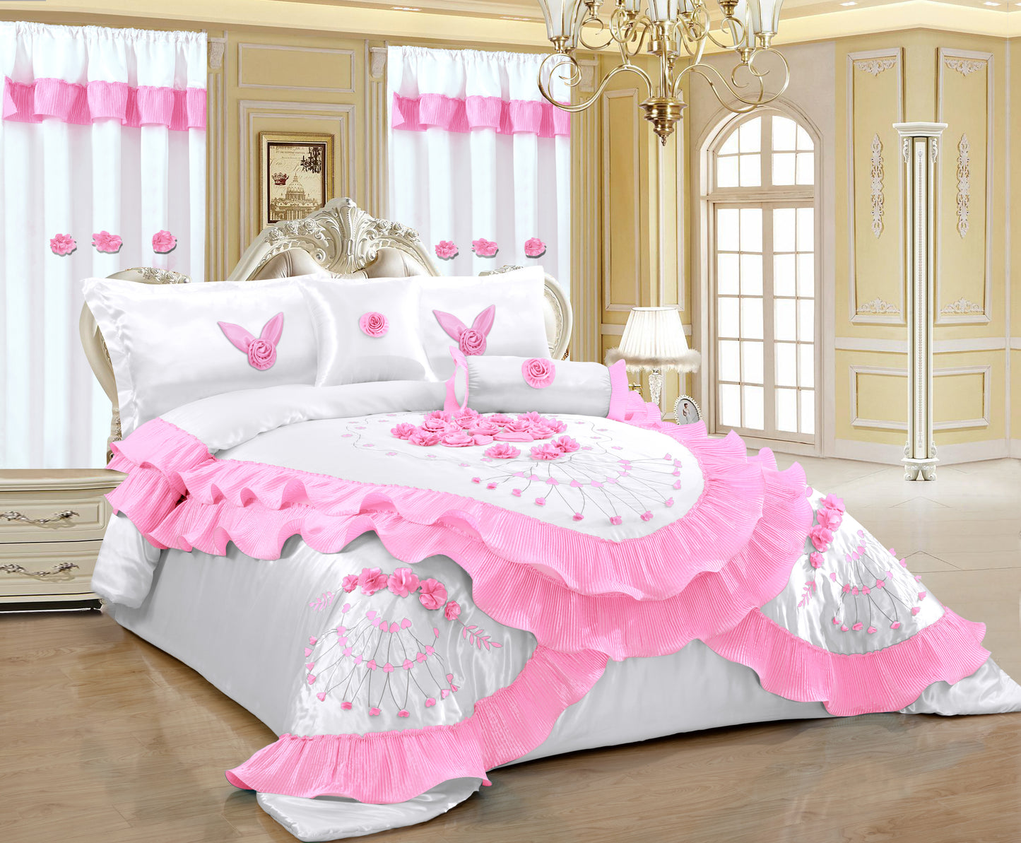 7 PC Luxury Wedding Set With Matching Curtains